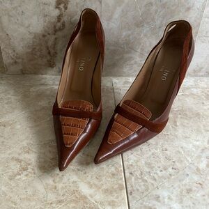 Valentino dark brown heels size 40 with original duster bag